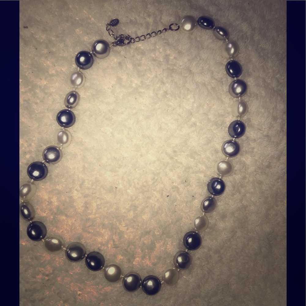 Silver, vans blue necklace